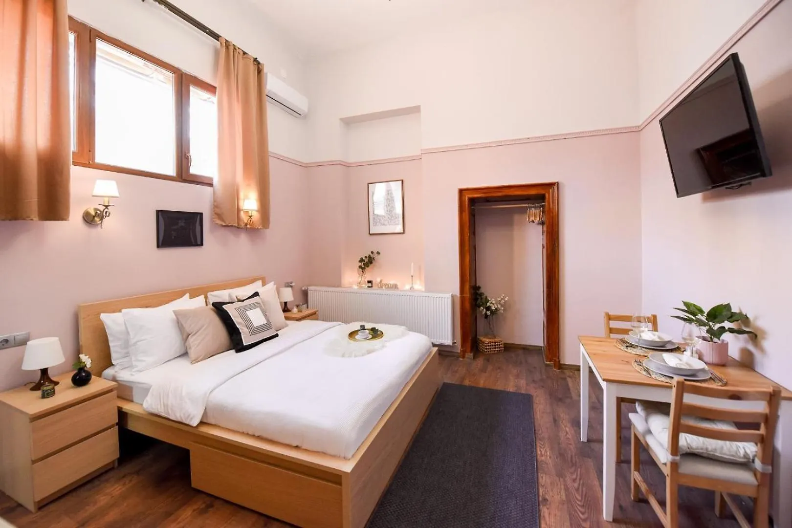 Appartement Timeless Elegance Meets Modern Comfort - Stay In The Heart Of The Old Town Boekarest